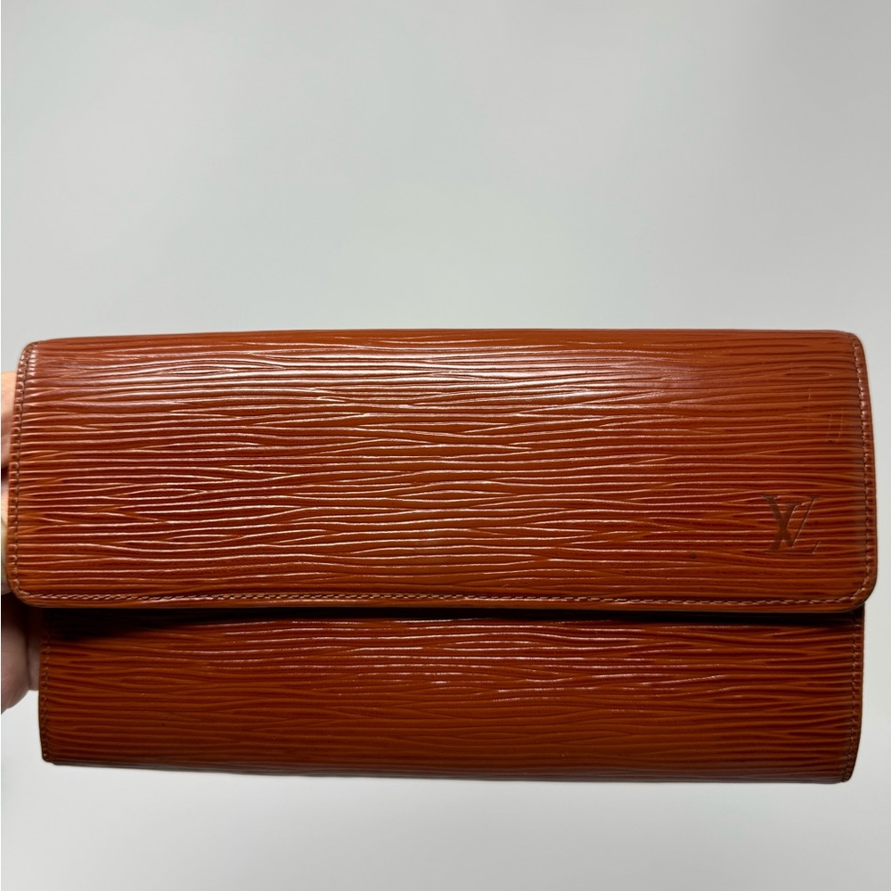 Louis Vuitton Epi Congac Wallet